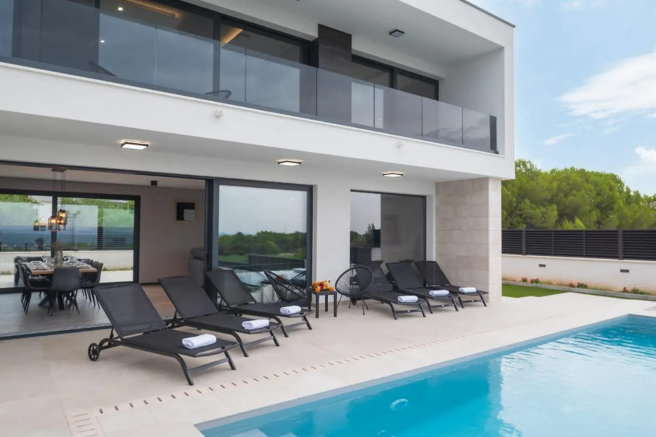 New! Luxury Villa “Nino” With Private Pool, Sauna And Padel Court Biograd Na Moru