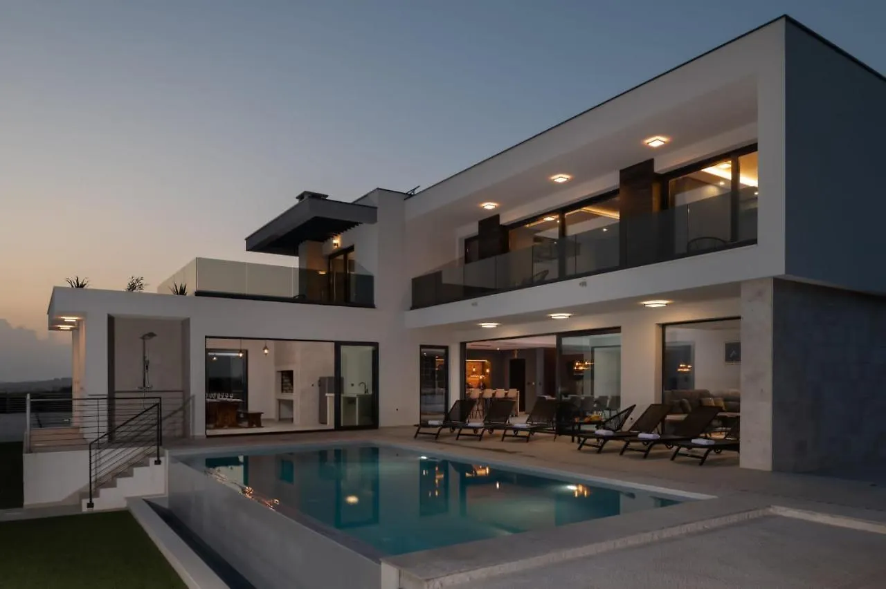 New! Luxury Villa “Nino” With Private Pool, Sauna And Padel Court Biograd Na Moru